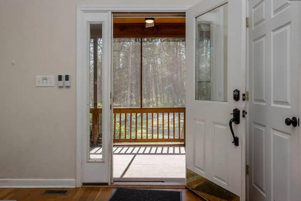 Cozy Cabin W/ Indoor Fireplace & Tranquil Views Luray Exterior photo